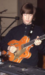 Sua chance de possuir uma das guitarras do Beatles John Lennon